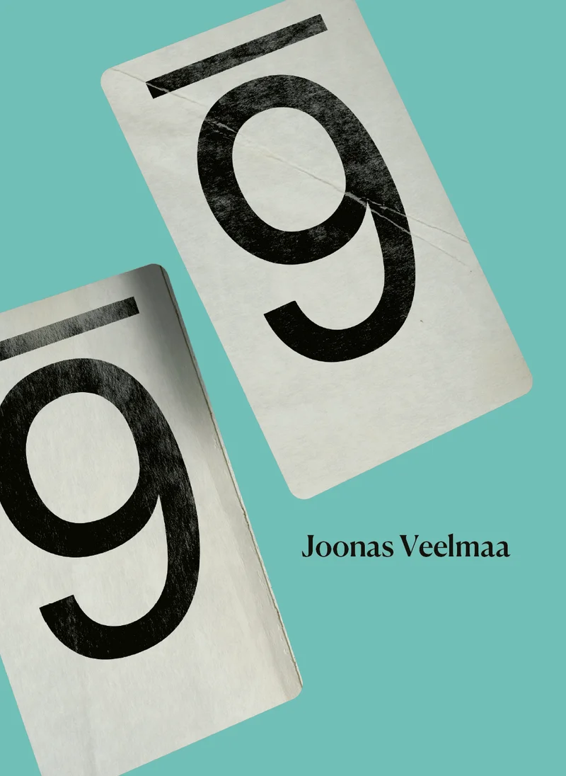 6,6 - Joonas Veelmaa (2026). Türkiissinisel taustal kaks kattuvat valget paberilehte, millele on trükitud suured mustad numbrid „6" ja „9". Minimaalne ja graafiline kujundus mängib numbrite pööratud sümmeetriaga.