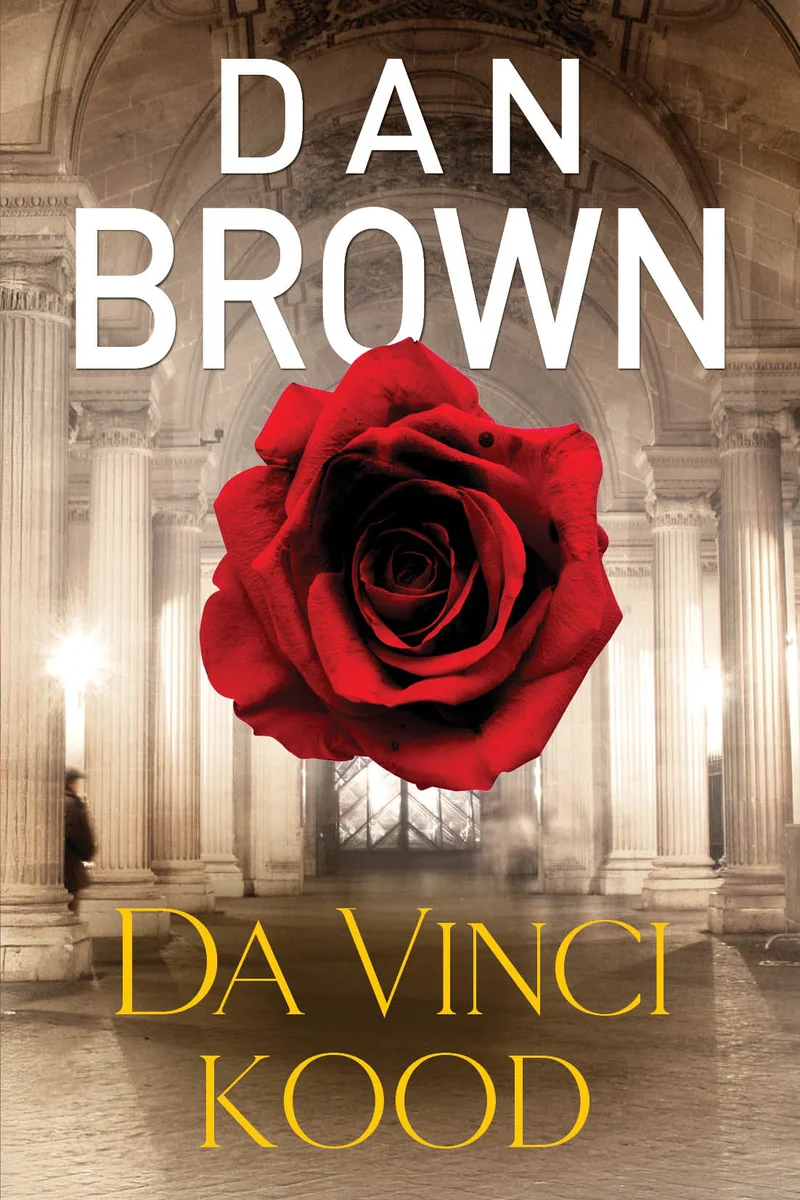 Da Vinci kood - Dan Brown (Rahva Raamat, 2026). Tumeda taustaga kaanel domineerib suur punane roos, mille taga avaneb uhke sammastega arhitektuurne ruum, mis meenutab muuseumi või katedraali. Dramaatiline valgus-varju mäng loob salapärase ja pingelise atmosfääri.