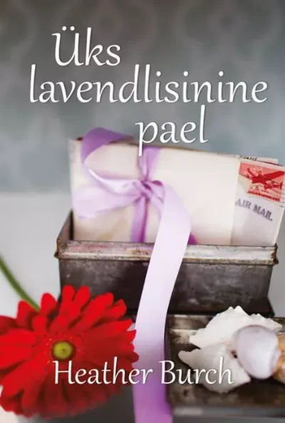 Üks lavendlisinine pael